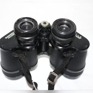 BUSHNELL FALCON 7x35 BINOCULARS With Case